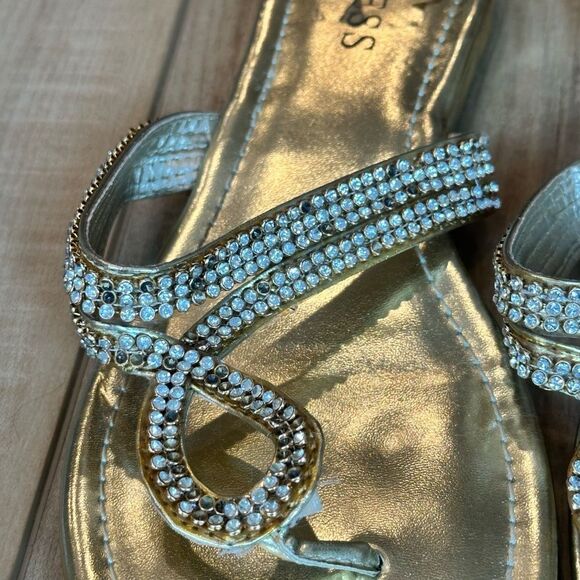 Guess Women's Gold - Rhinestone - Beaded Flat Sandals Size 8/12 - Picture 9 of 11